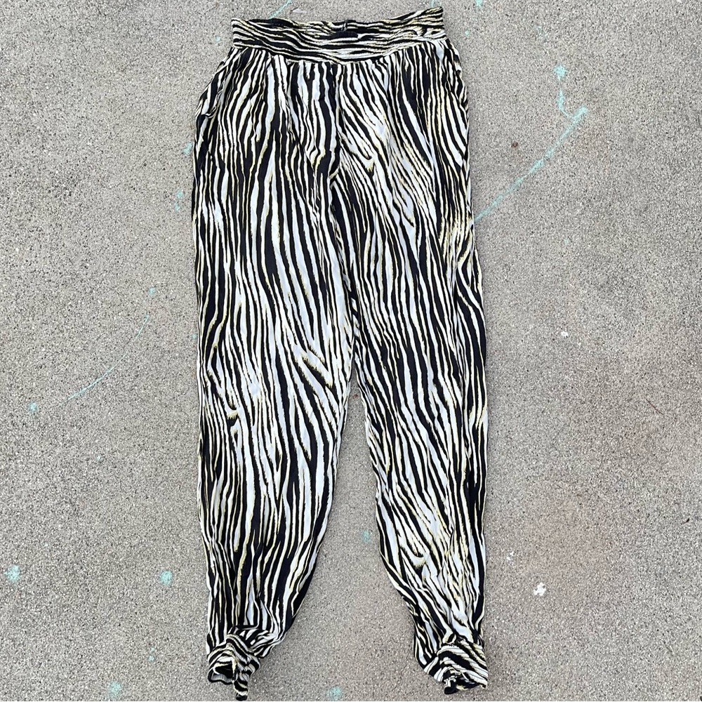 Bardot Jogger Pants animal print preloved size 4